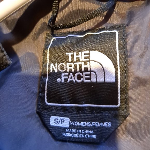 The North Face HyVent Hooded Rain / Wind Jacket Women's Size S/P - Picture 11 of 12